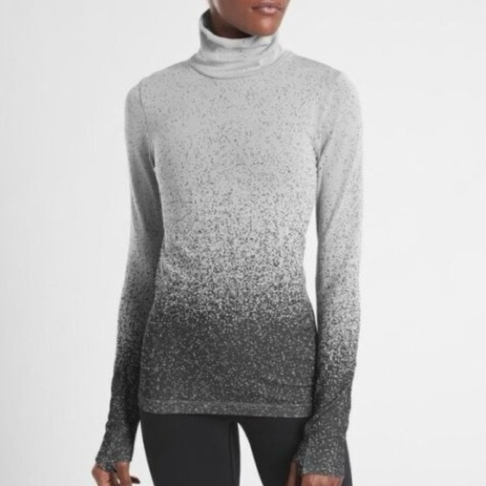 Athleta Women’s Flurry Base Layer Ombré Turtleneck Pebble Grey/White M